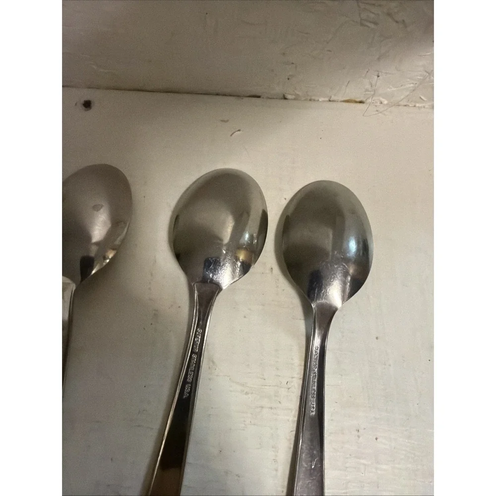 Set of 8 Superior NIGHT SKY pattern stainless oval place soup spoons 6 7/8
